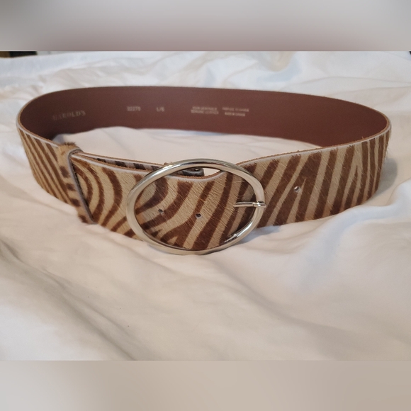 Harold's Cuir Veritable Genuine Leather Belt Zebra Brown and Tan Print, 2" Large - Picture 5 of 9